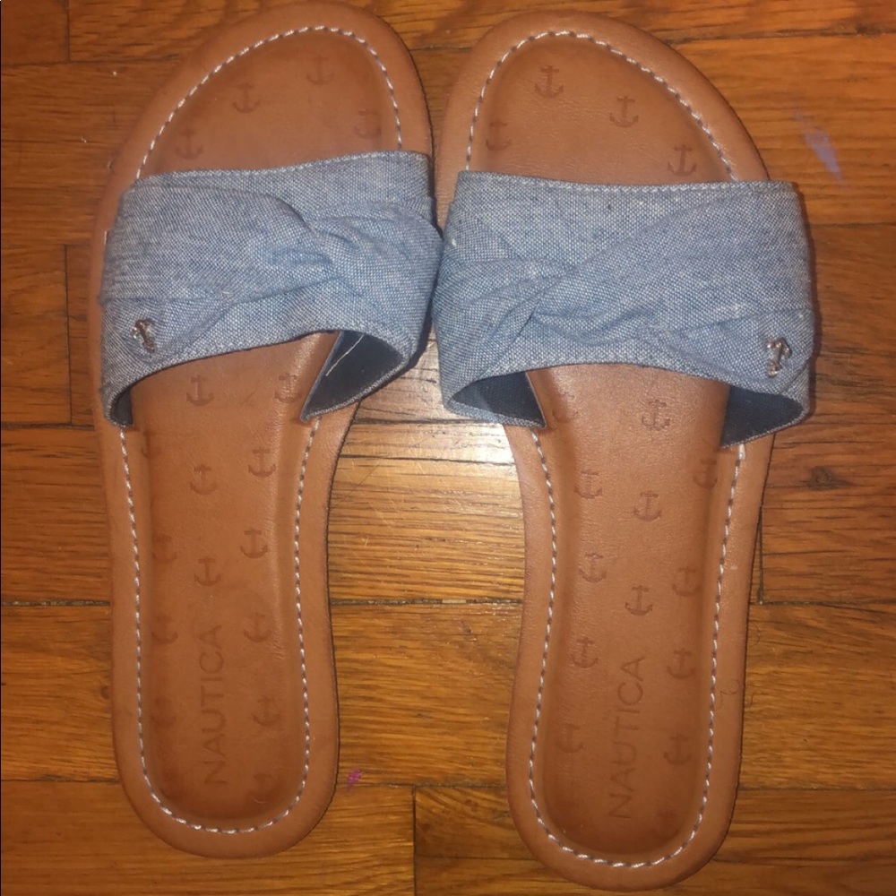 Nautica Flip Flops BRAND NEW (Never Worn)!